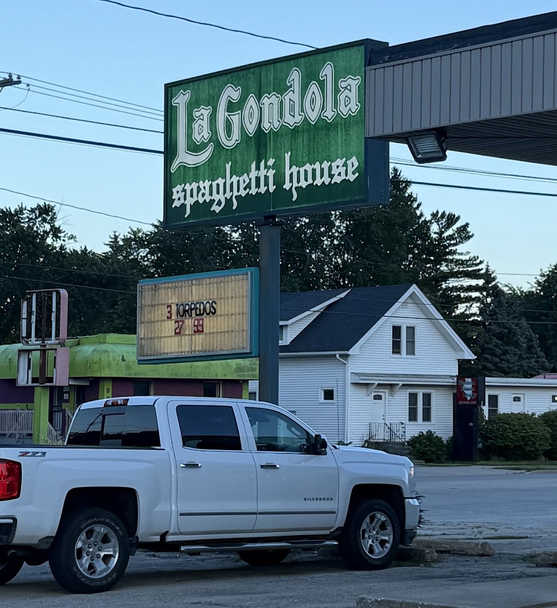 La Gondola Spaghetti House
